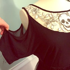 Teen Runaway | sheer cold shoulder blouse | XS